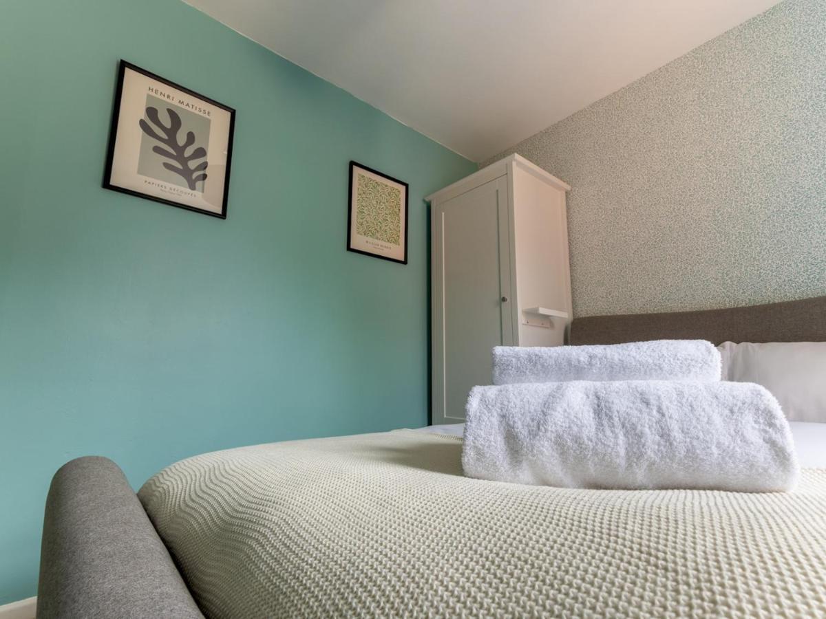 Pass The Keys The William Morris In The Centre Of Apartment
